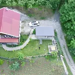 Valley Villa *